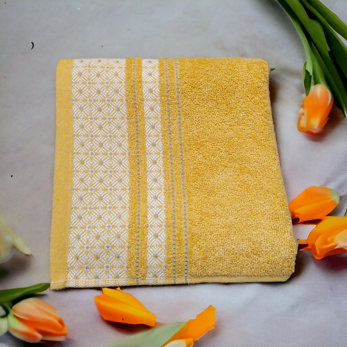 Serviette de bain jaune 100% coton 50x90cm
